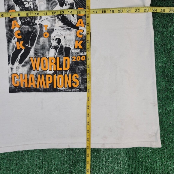 RARE Vintage 2001 LA Lakers Kobe Bryant Shaq Back to Back Champions Shirt Men XL - Picture 9 of 13